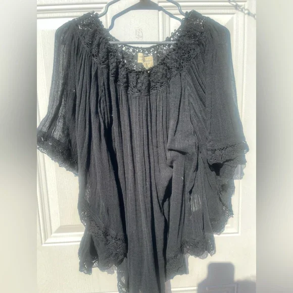 Ralph Lauren Denim & Supply Black off shoulder gauze lace Top w/ bell sleeves - Picture 2 of 16